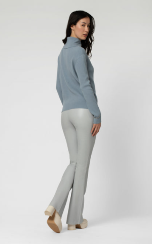  LIGH GREY